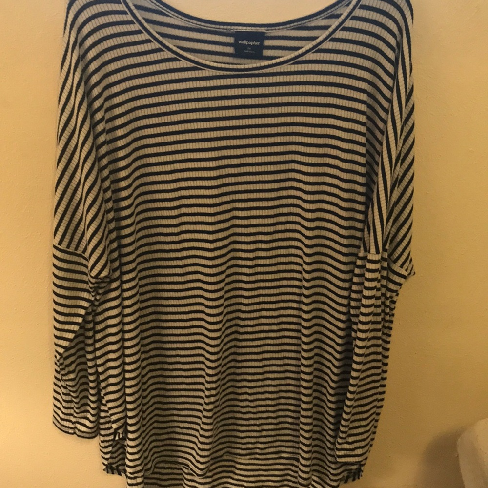 Long sleeve long shirt